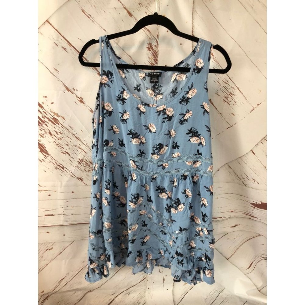 Torrid size 1 blue lace tank top